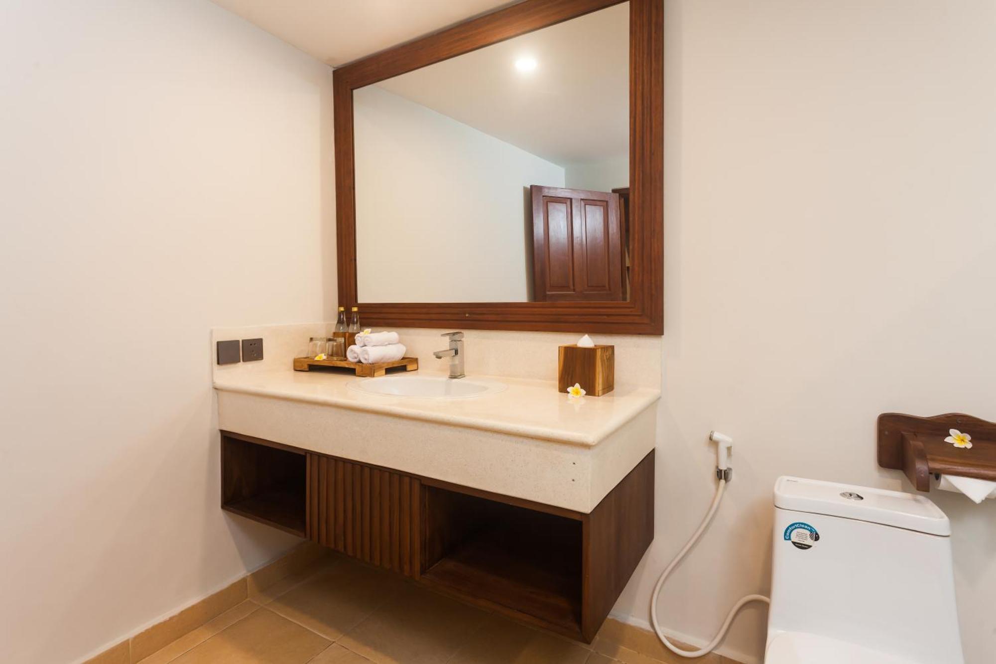 Ghana Villa Seminyak By Pramana Villas Exterior photo