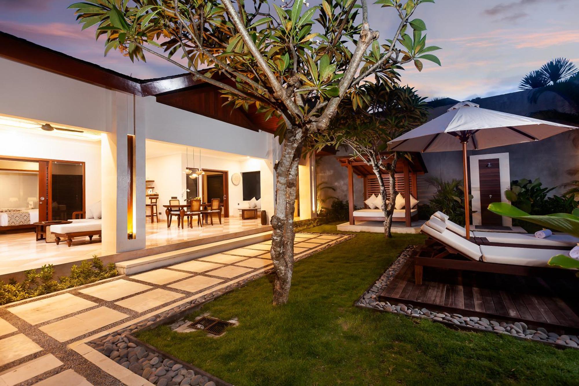 Ghana Villa Seminyak By Pramana Villas Exterior photo